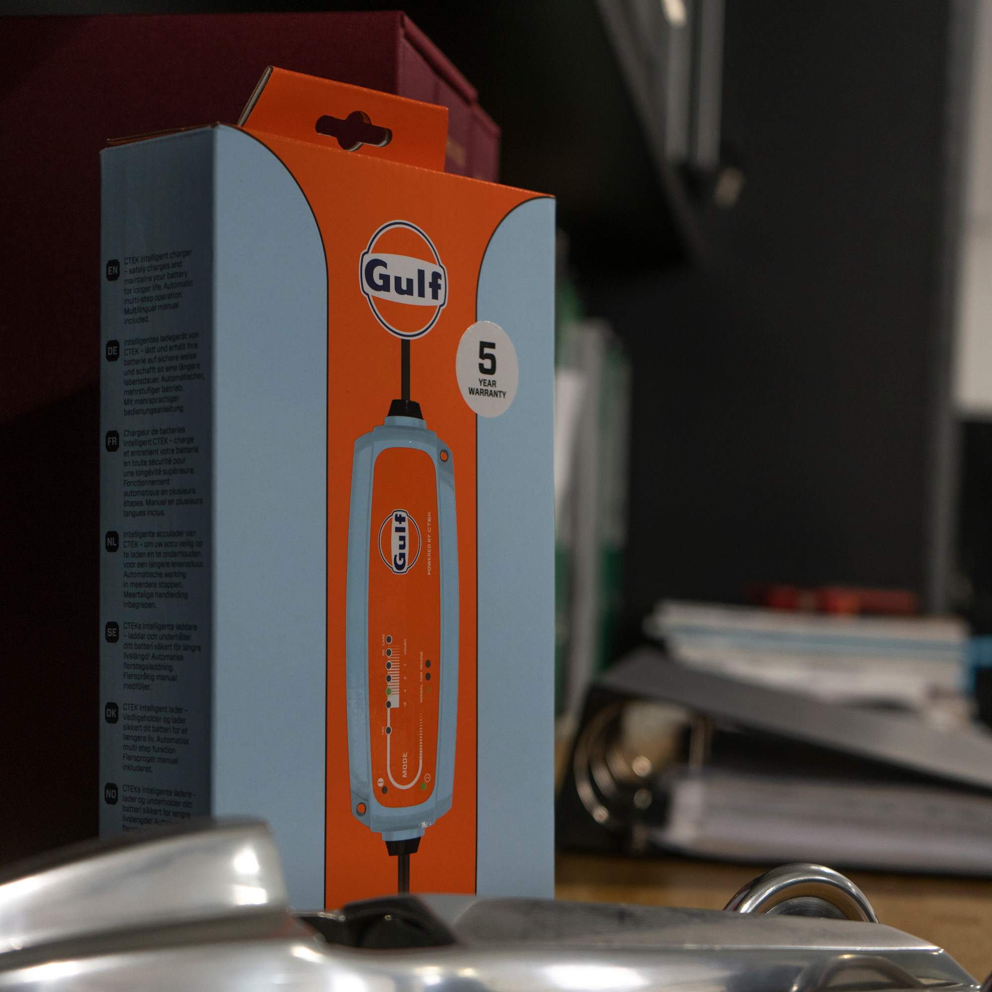 CTEK CT 5 Time to Go Gulf Edition Battery Conditioner - Image 2